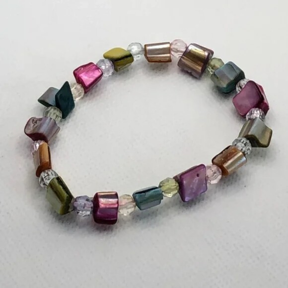 Metallic Chip Stone Stretch Bracelet - Picture 2 of 4